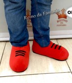 Sapato mascote (em pelúcia)